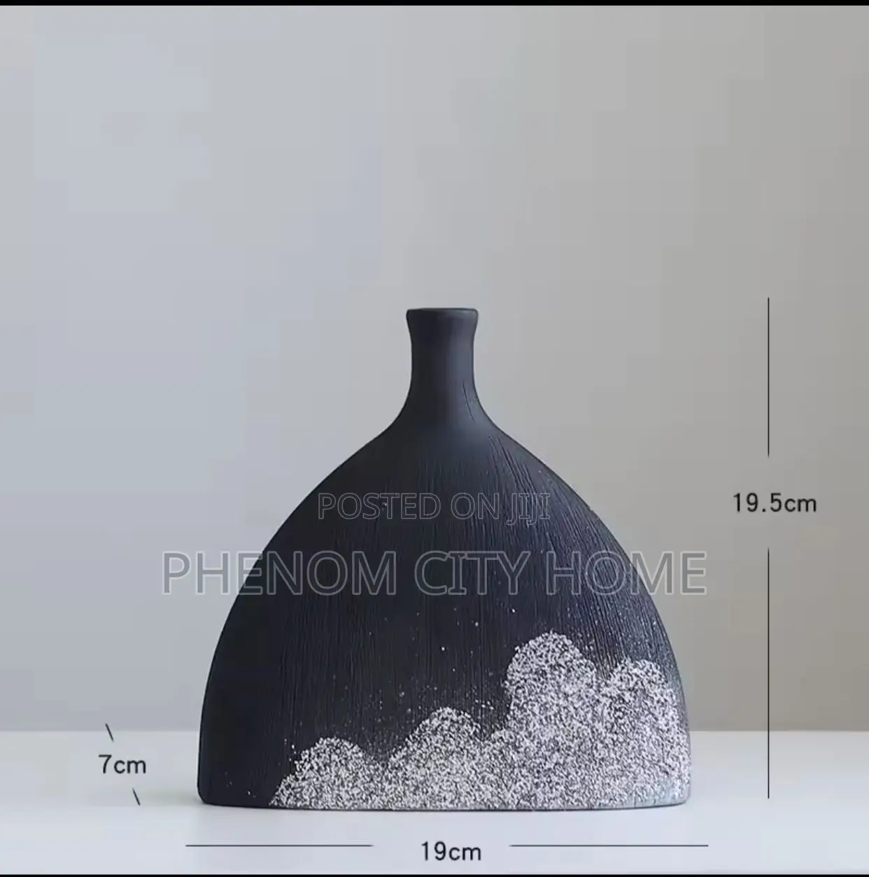 Modern Fish Rail Design Caramic Vase