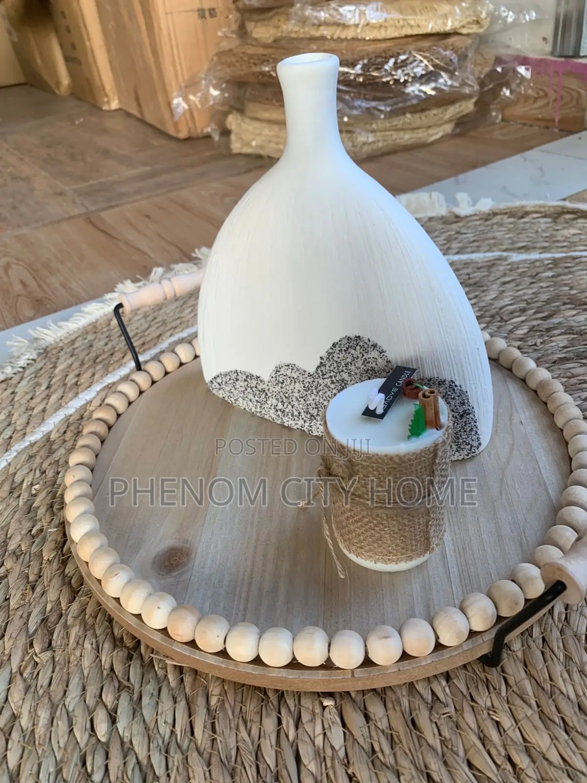 Modern Fish Rail Design Caramic Vase