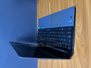 New Laptop Toshiba Satellite C55 8GB Intel Core I5 HDD+SSD 500GB