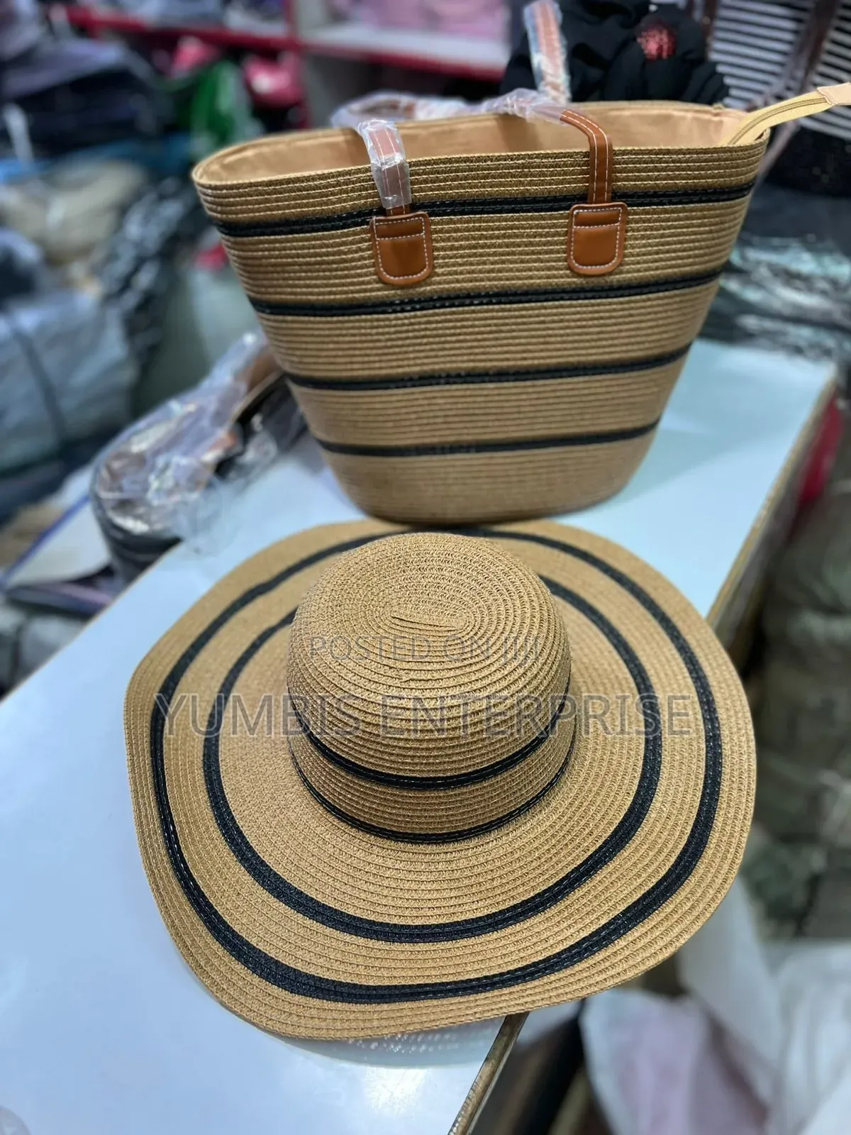 Kiondo/Beach Bags With Matching Color's of Hats