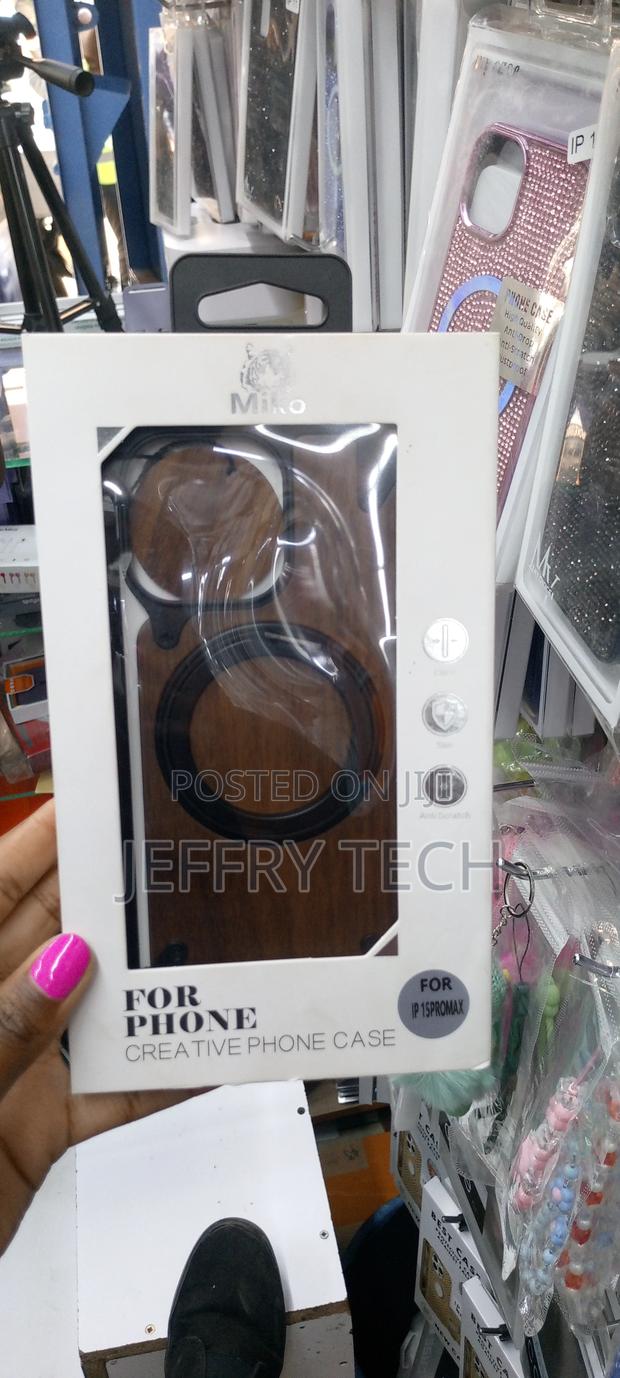 iPhone 15 Pro Max Leather Case With Magsafe Kickstand - thumbnail 4