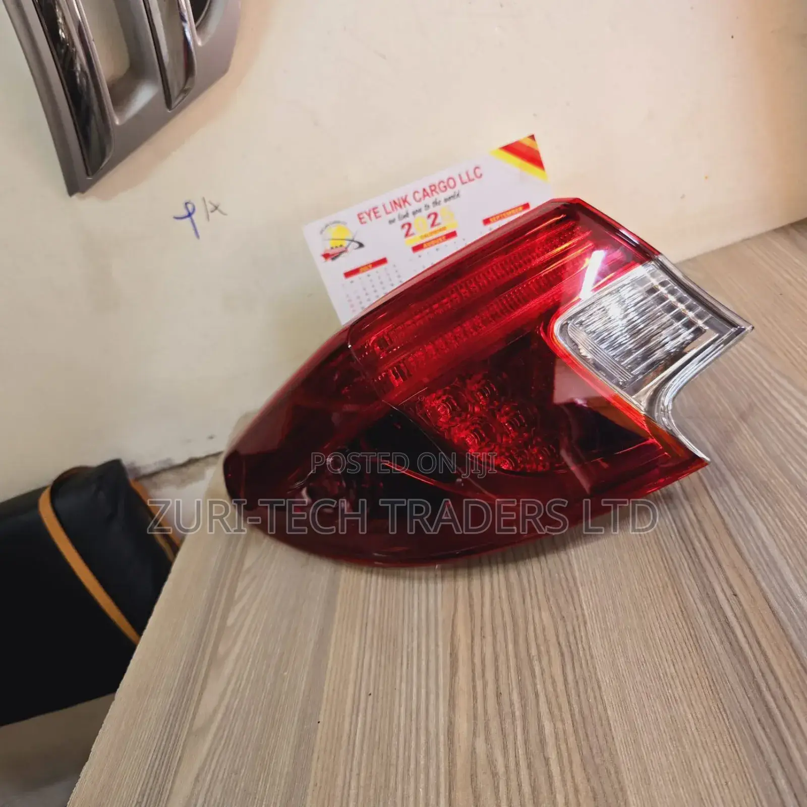 Crown Taillight
