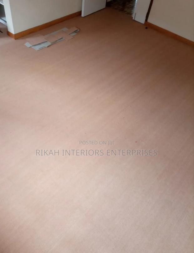 Cream Baige Wall to Wall Carpets