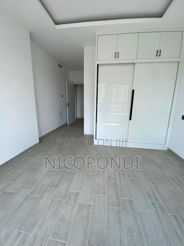 3 Bedroom Duplex - thumbnail 2