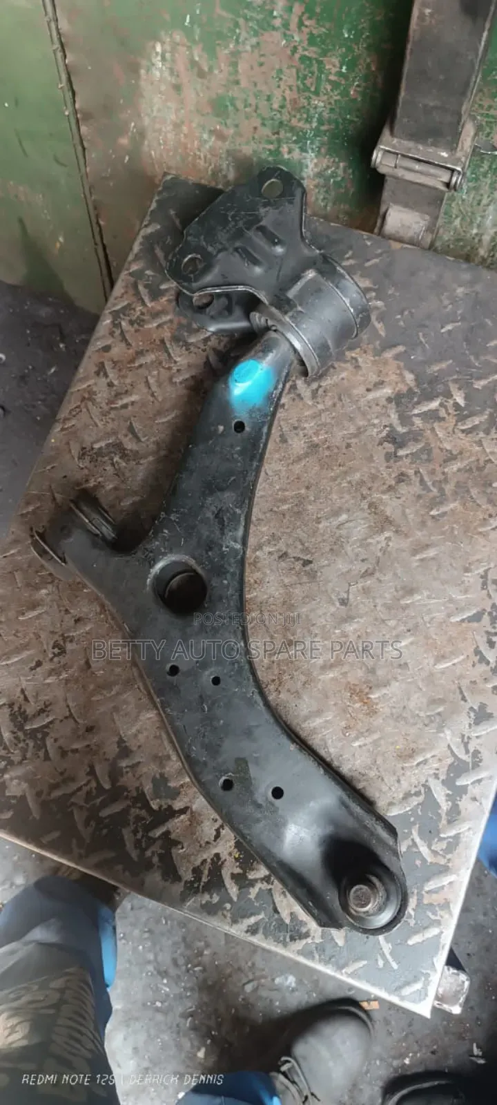 Mazda Axela Front Arm