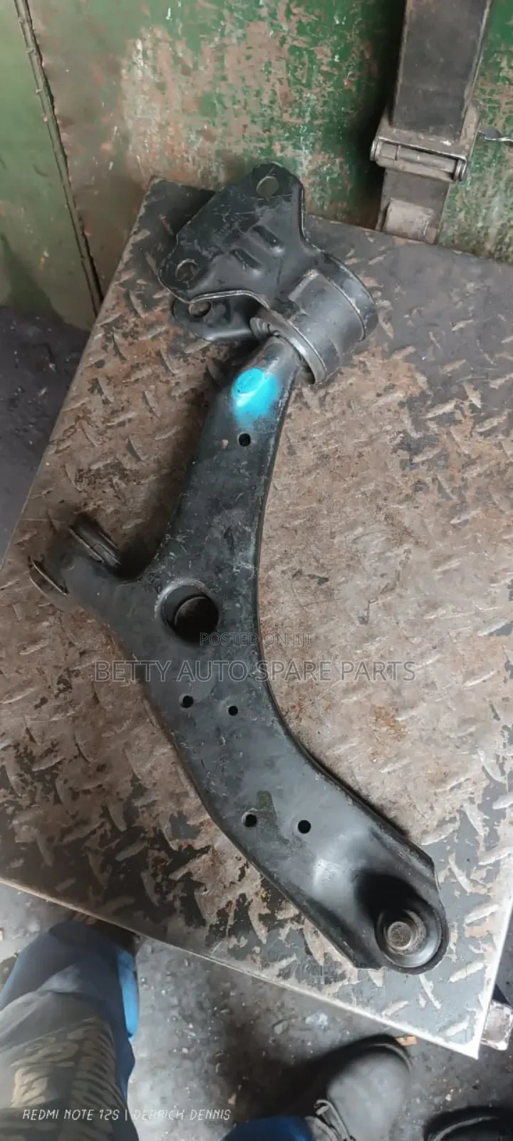 Mazda Axela Front Arm