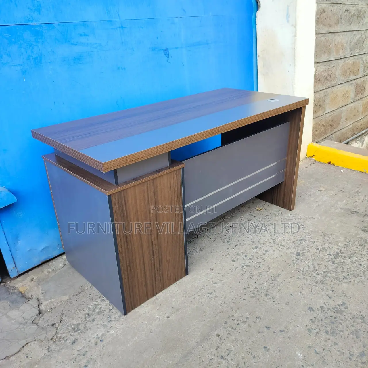 Executive Tables; 1.4m Modern Office Desk