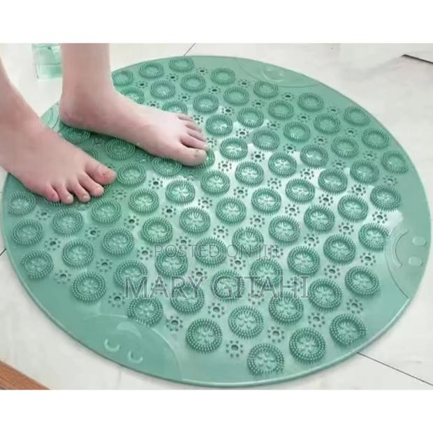 Bathroom Round Antislip Mats.