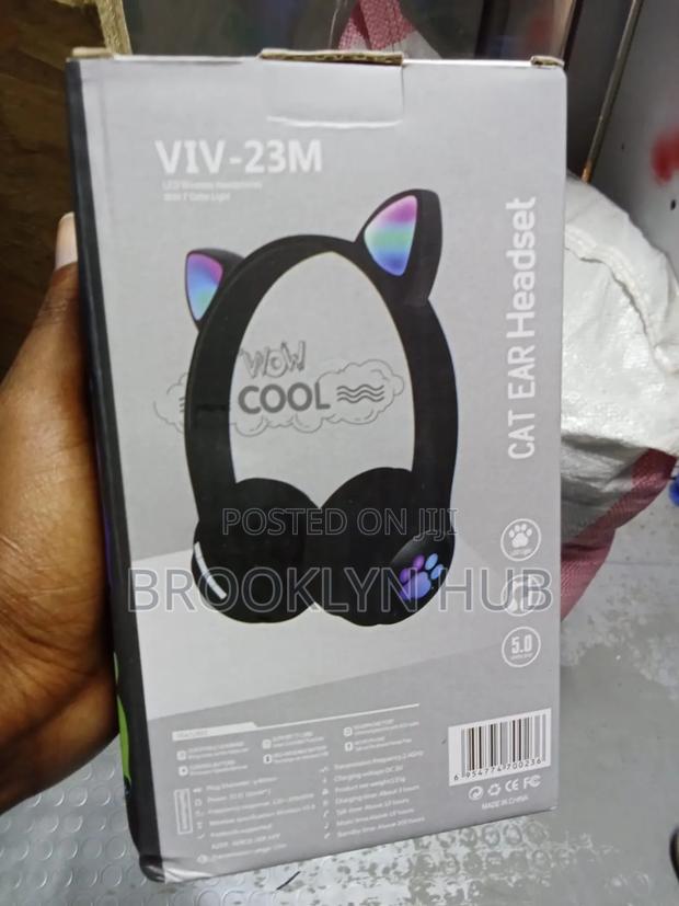 Cat Ear Headphones (Black) - thumbnail 2
