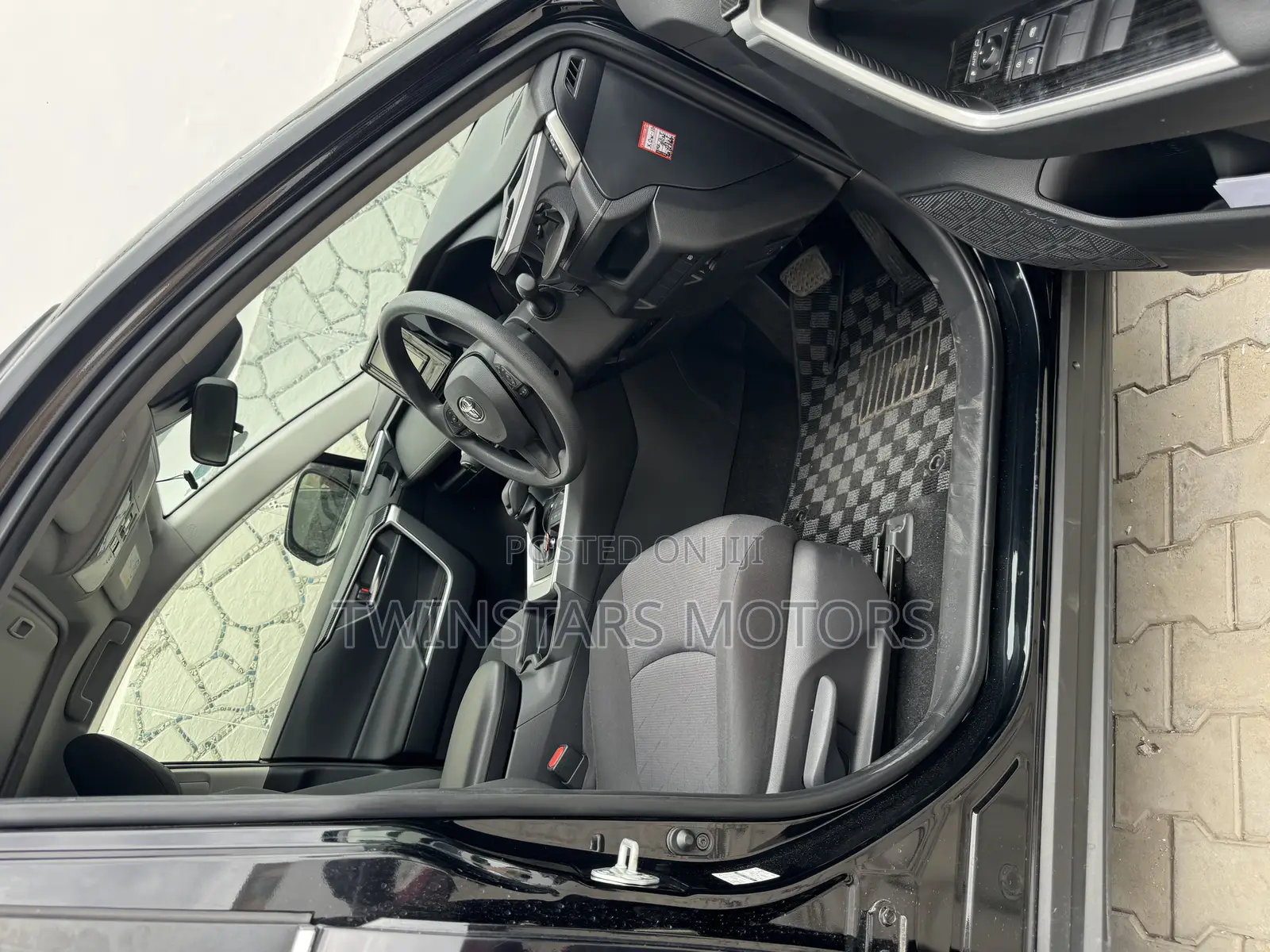 Toyota RAV4 XLE Premium AWD 2019 Gray