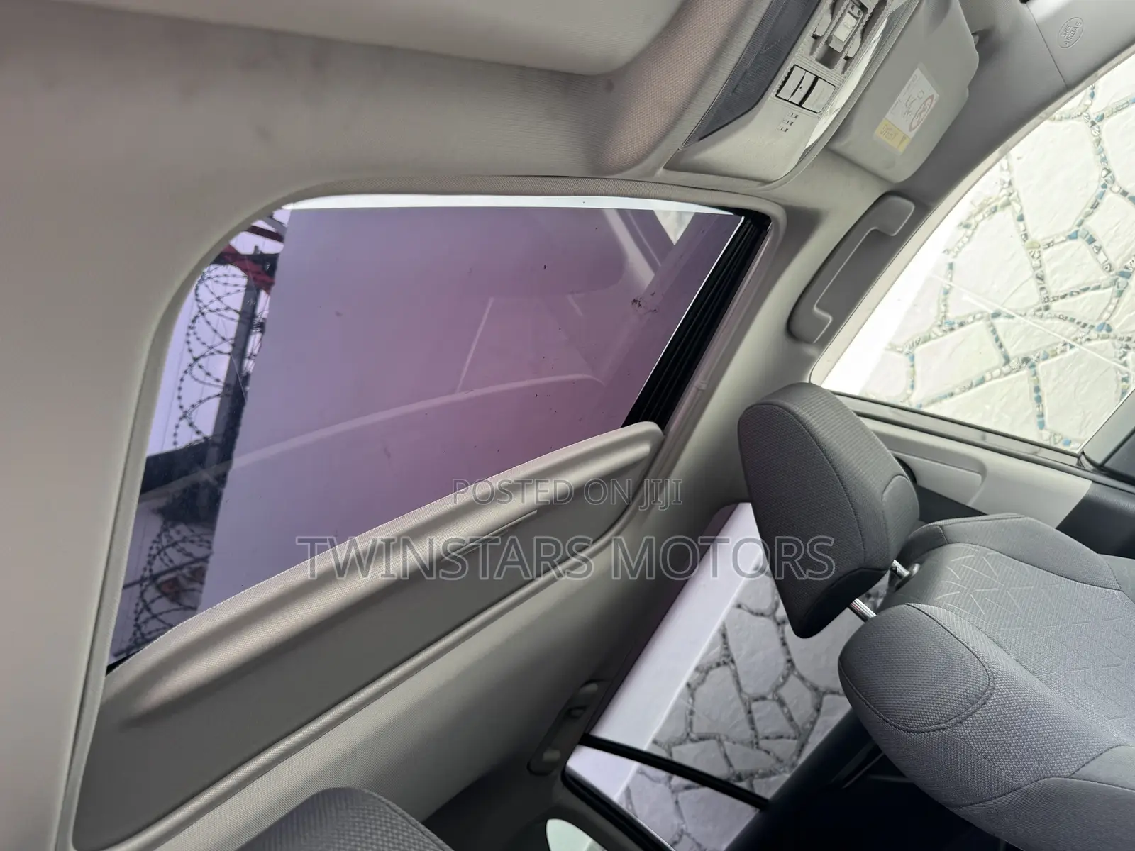 Toyota RAV4 XLE Premium AWD 2019 Gray