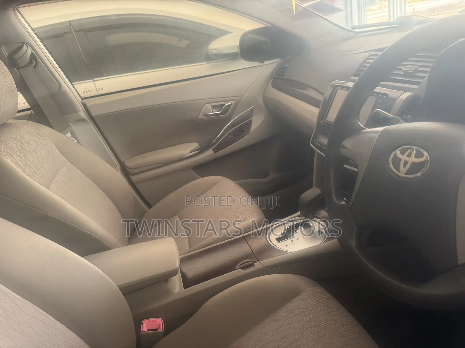 Toyota Allion 2010 Silver