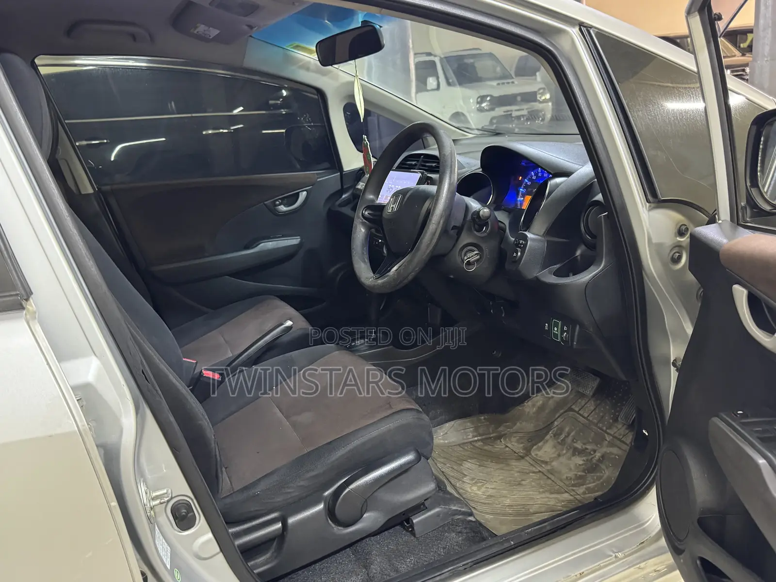 Honda Fit Shuttle 1.5 2WD 2014 Silver