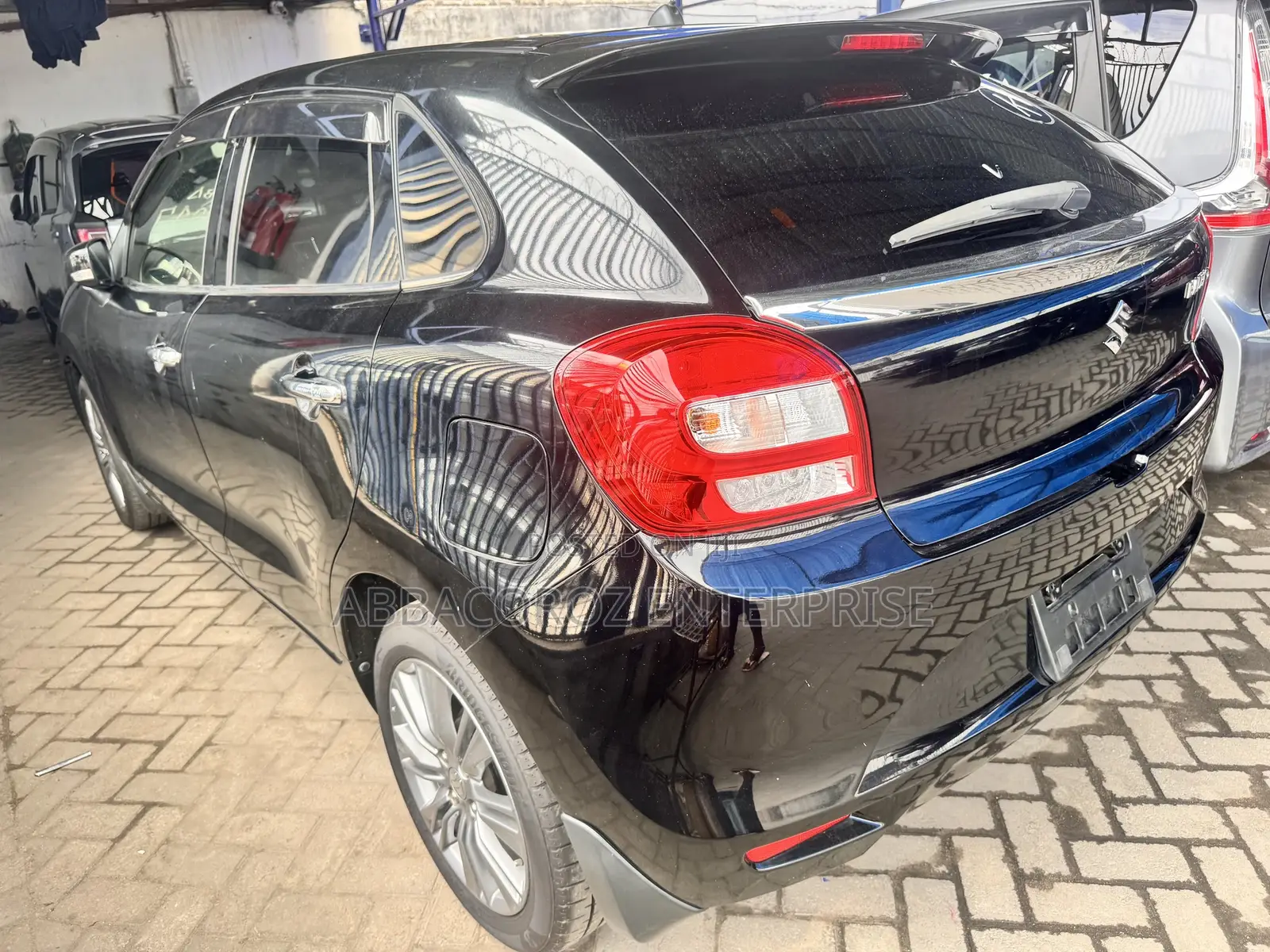 Suzuki Baleno 2017 Black