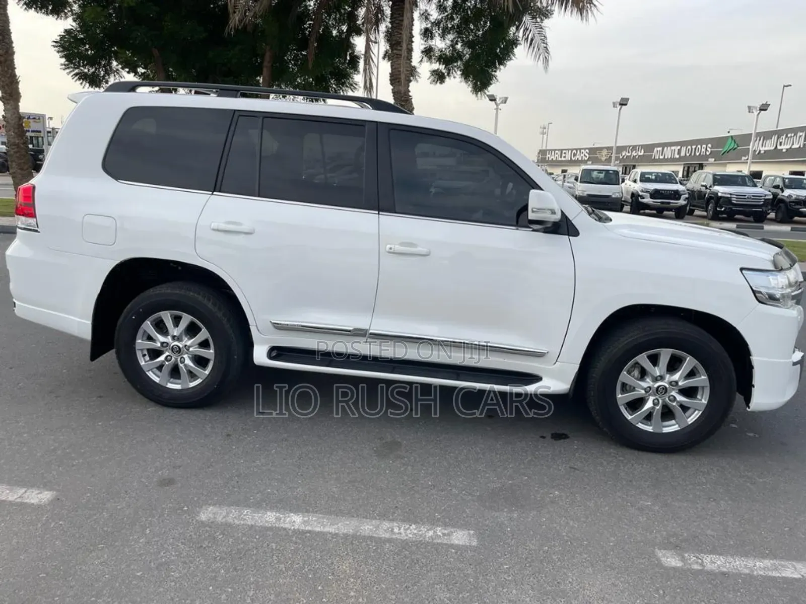 Toyota Land Cruiser 2021 White
