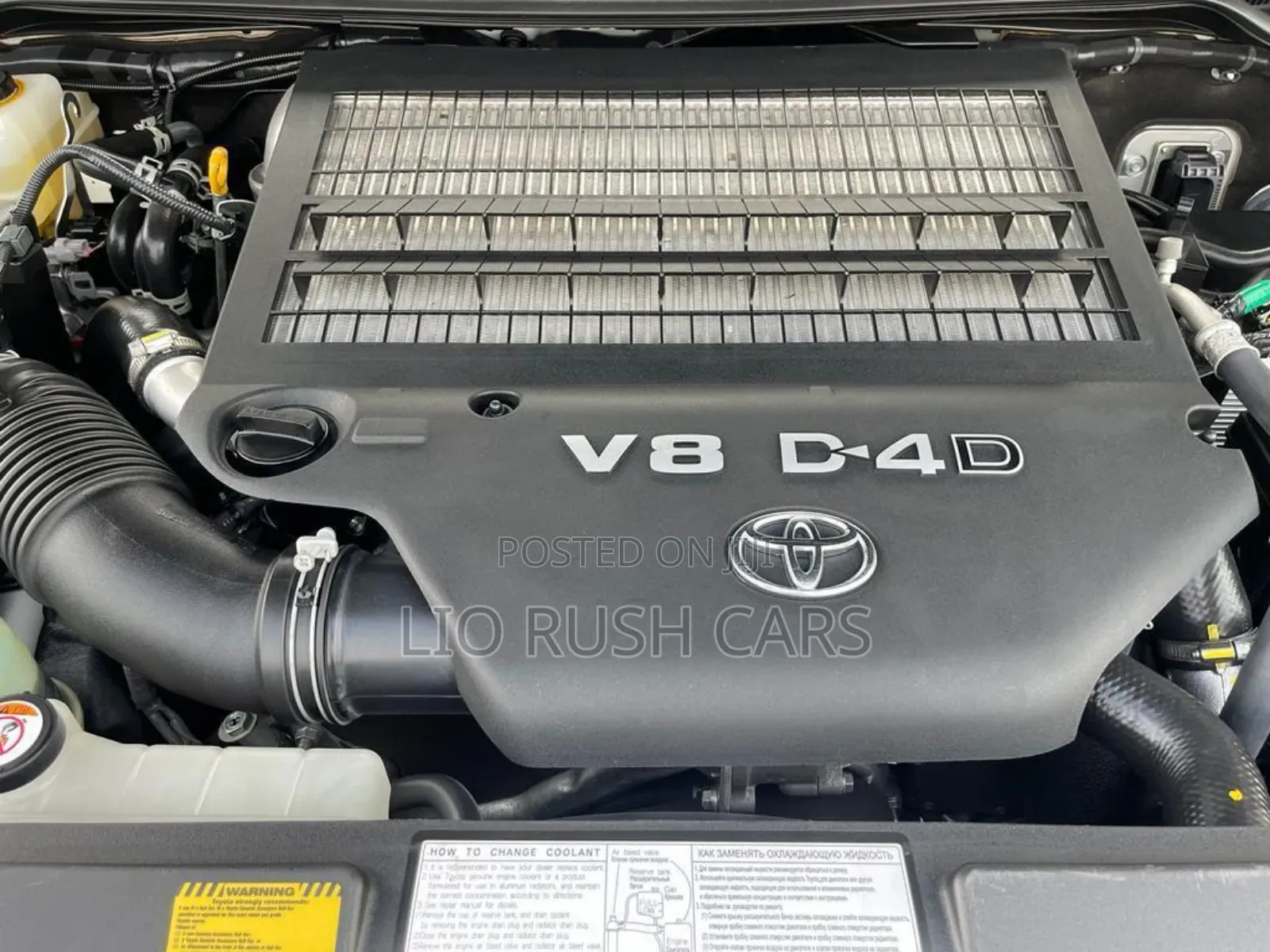 Toyota Land Cruiser 2021 White