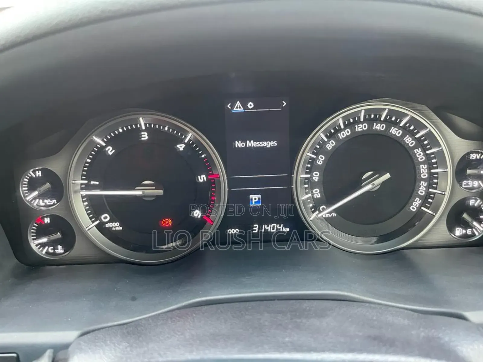 Toyota Land Cruiser 2021 White