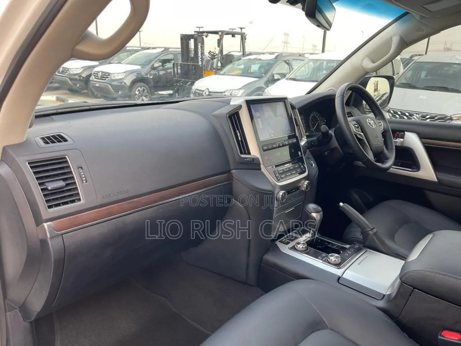 Toyota Land Cruiser 2021 White