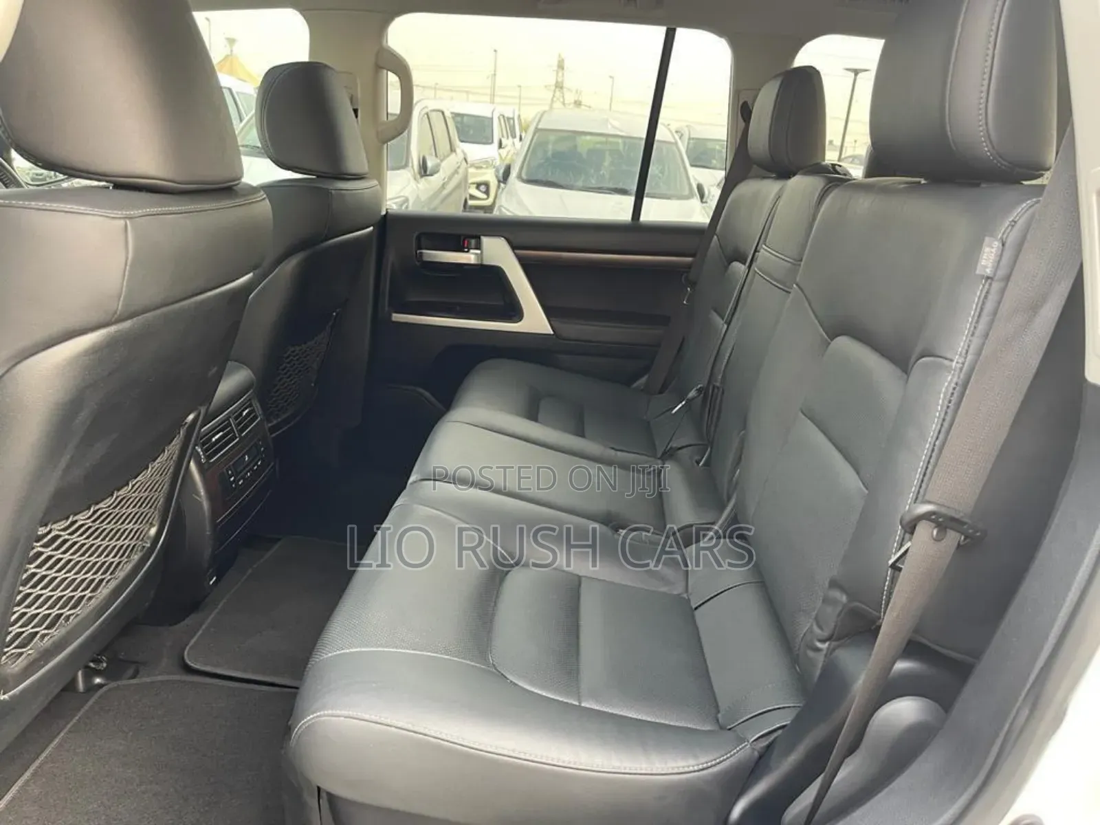 Toyota Land Cruiser 2021 White