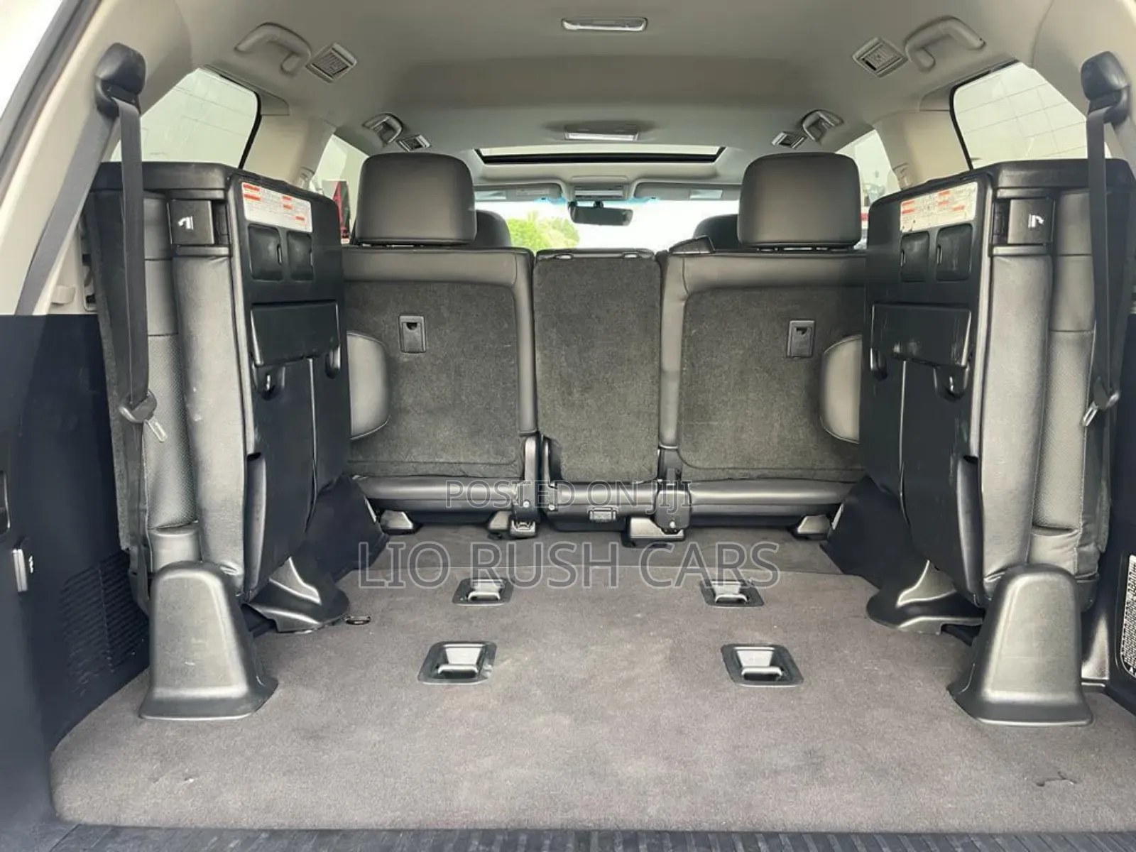 Toyota Land Cruiser 2021 White