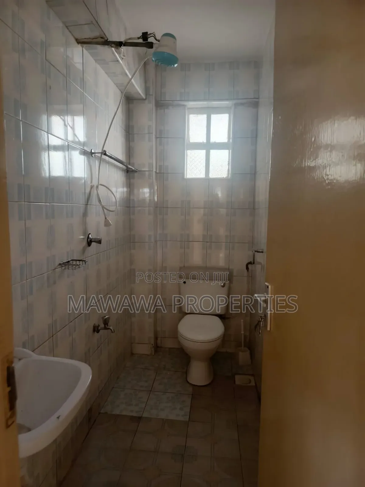 3bdrm Apartment in Tmall, Nairobi West for rent