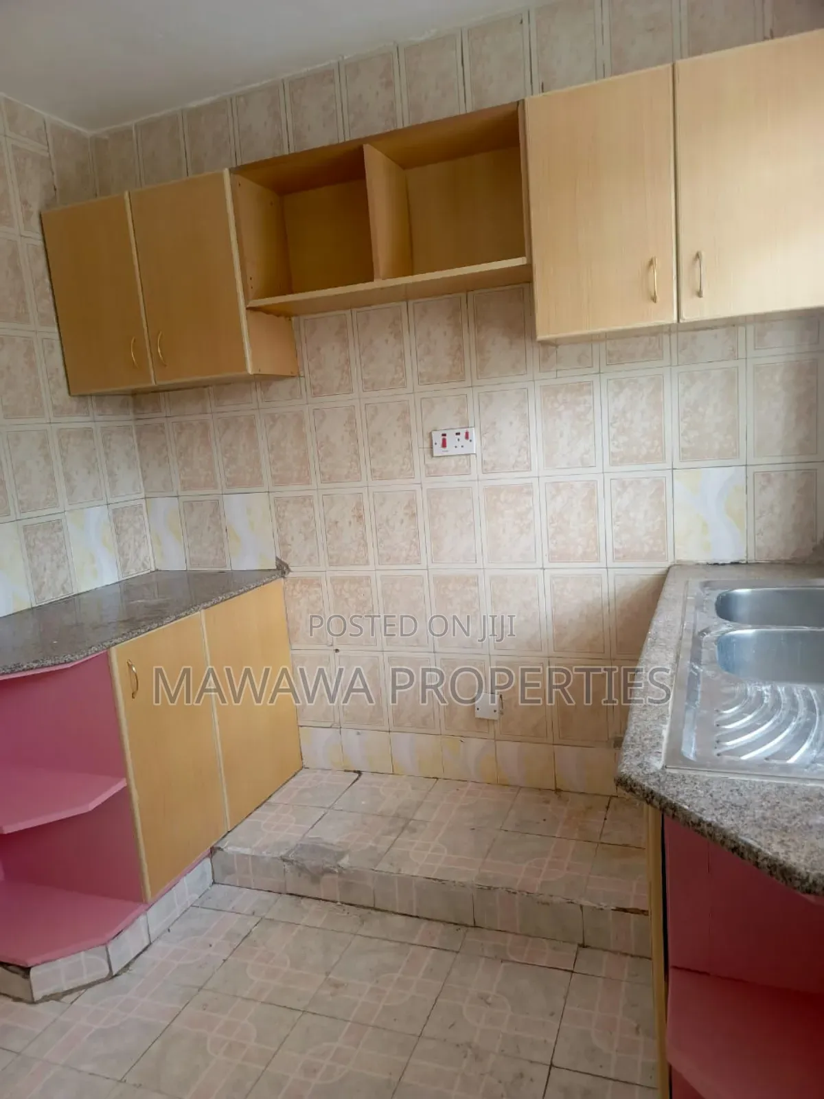 3bdrm Apartment in Tmall, Nairobi West for rent