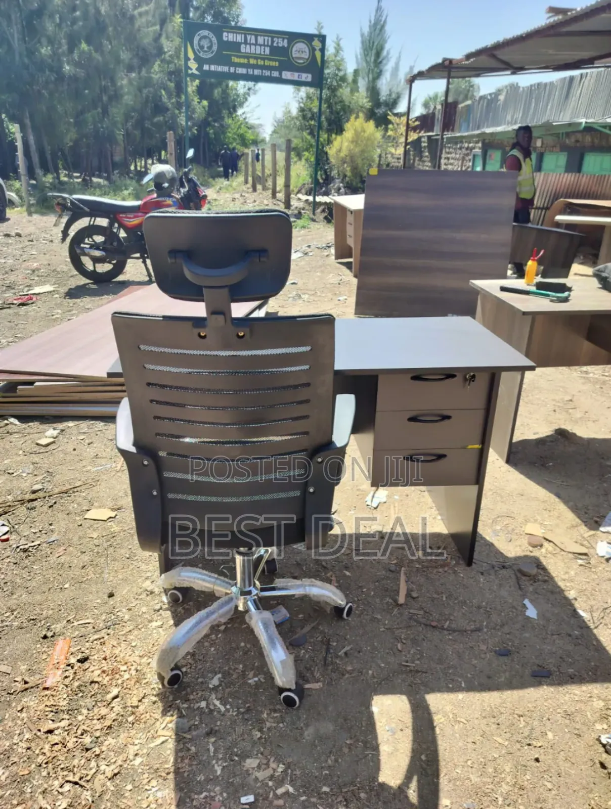 1.2 Meter Desk and Headrest Chair