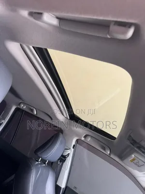 Toyota Land Cruiser Prado 2018 Off white