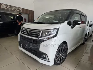 Daihatsu Move 2018 White