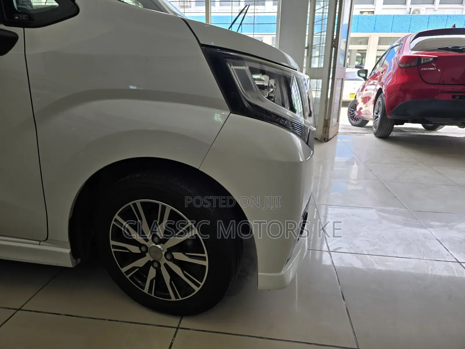 Daihatsu Move 2018 White