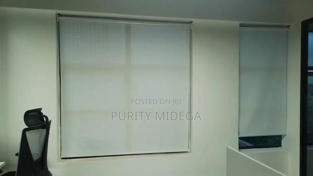White Fabrics Sunscreen Horizontal Blinds - thumbnail 2