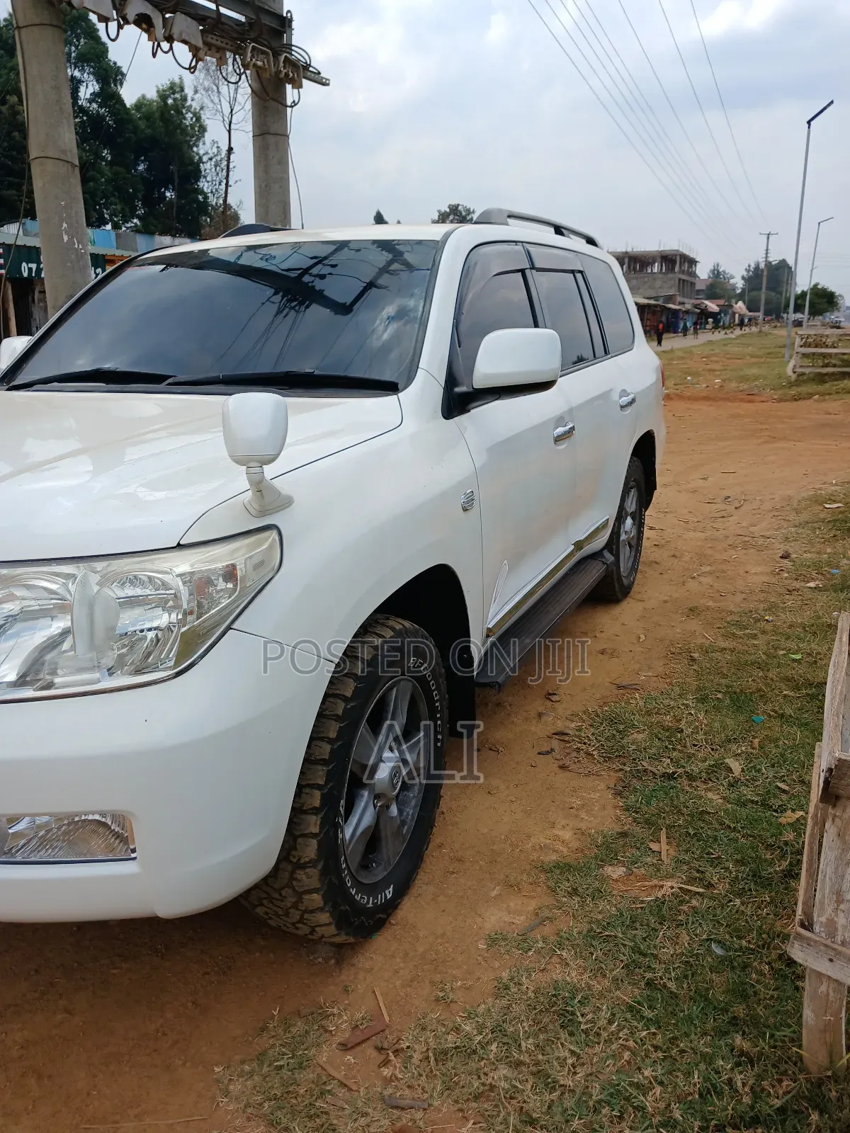 Toyota Land Cruiser 4.6 V8 ZX 2009 White