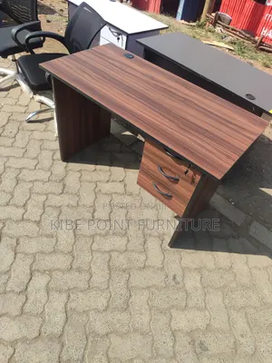 Morden Office Desk 1.2m