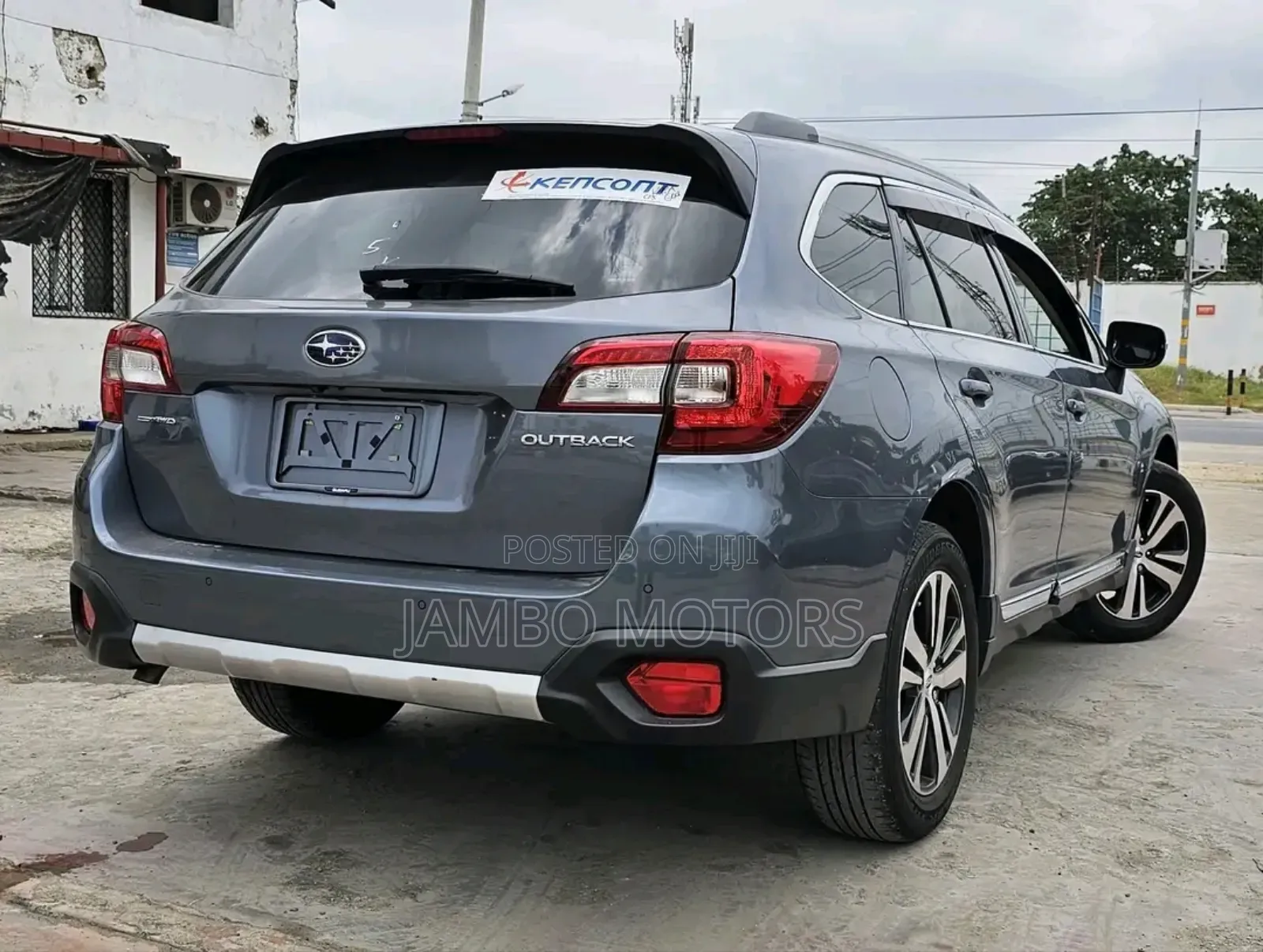 Subaru Outback 2.5i Premium AWD 2018 Gray