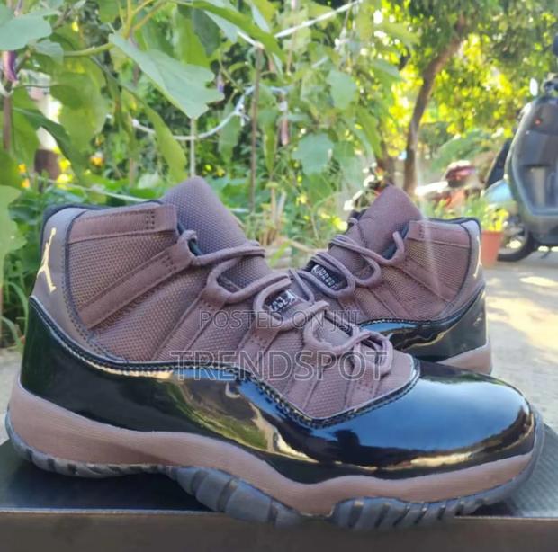 Jordan 11 Sizes 40-45 Price KSH 3200 Brown/Black
