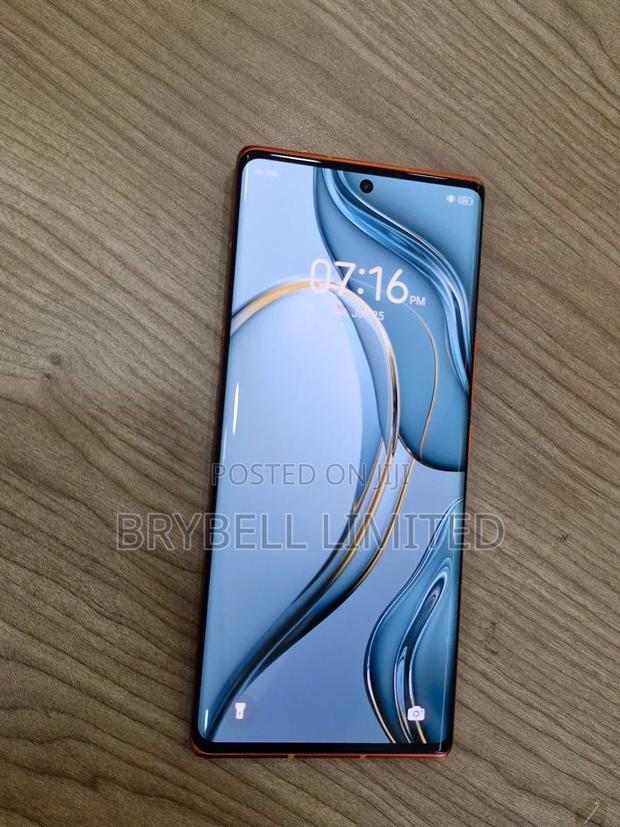 Tecno Phantom X2 Pro 256 GB Orange - main view