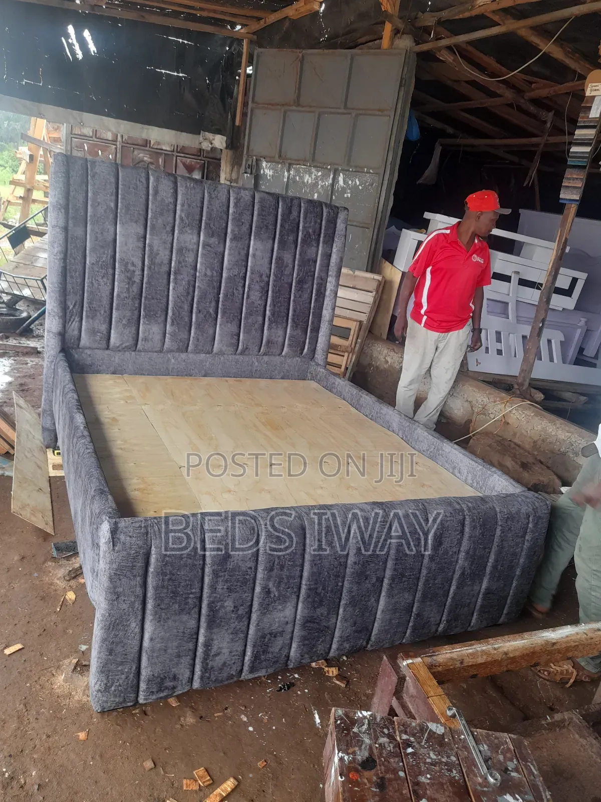 Chesterfield 5x6 Bed