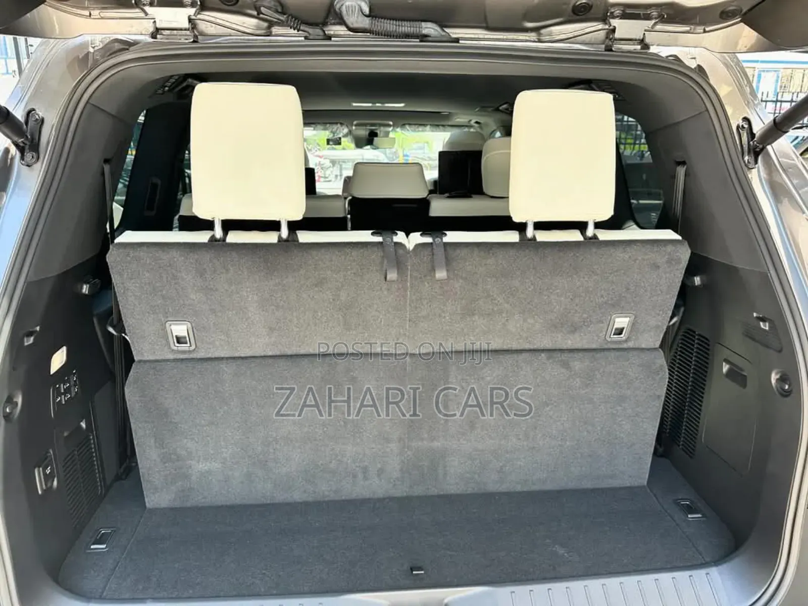 Lexus LX 2023 Gray