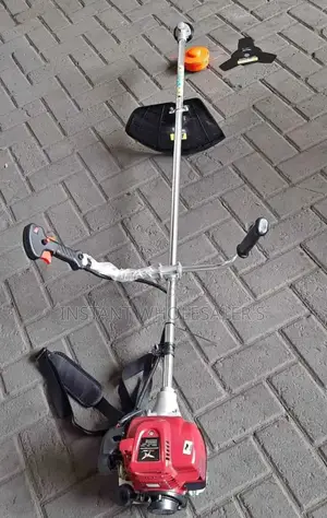 Farm Grass Cutting Machine 2 Stroke