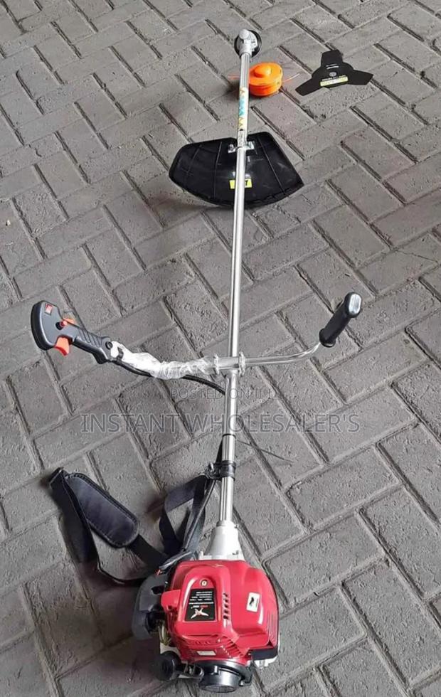 Farm Grass Cutting Machine 2 Stroke