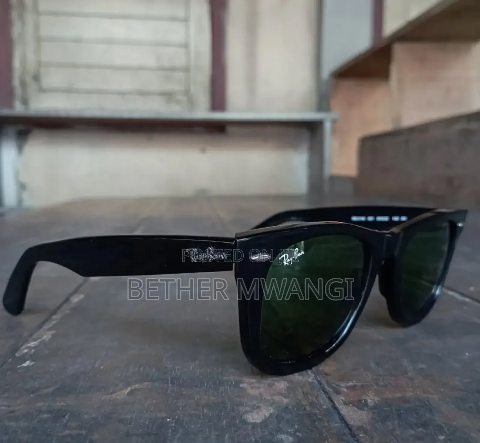 Original Ray-Ban Meta Wayfarer in Kenya