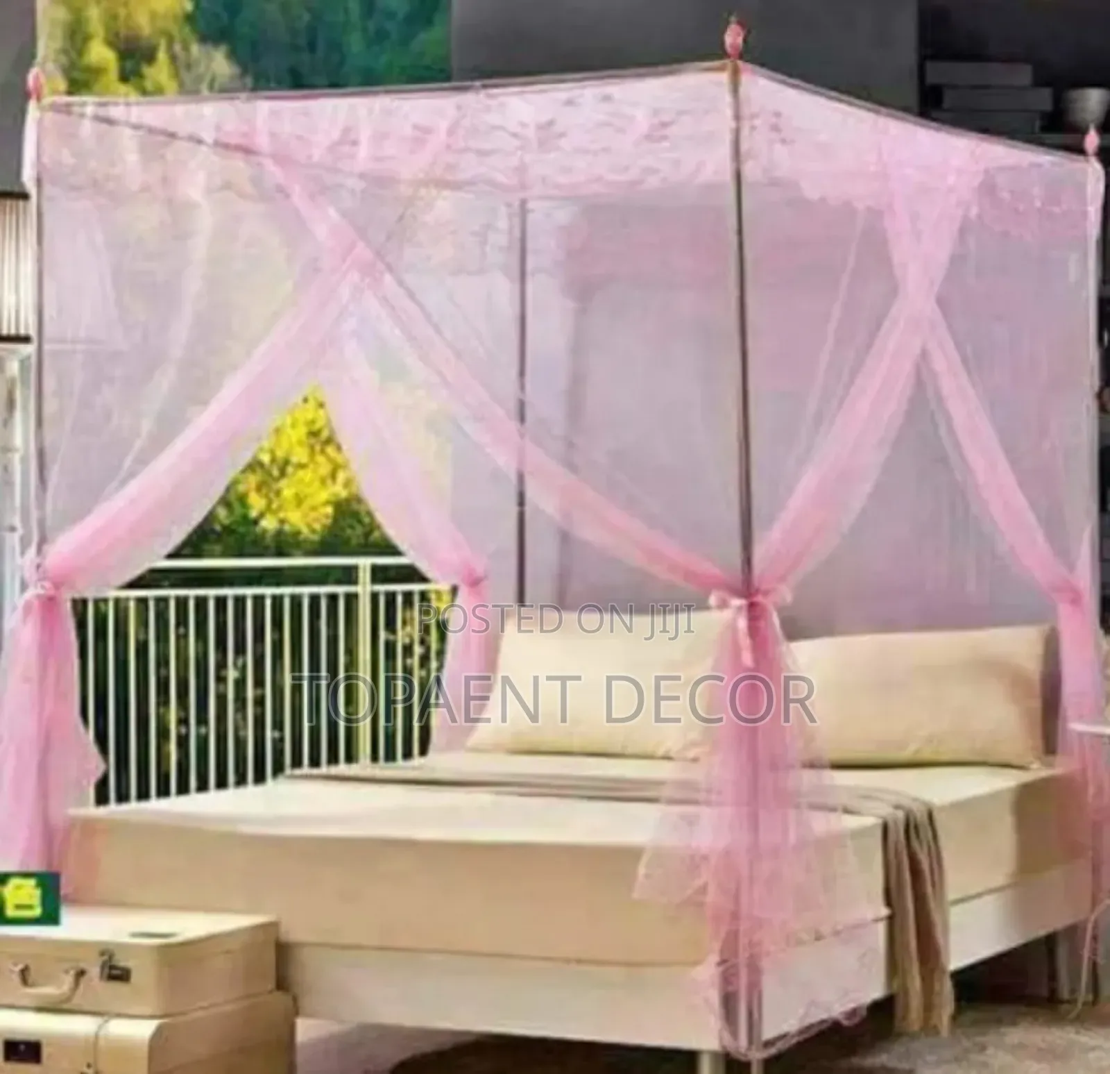 Pink 4 Stand Queen Size Bed Mosquito Net