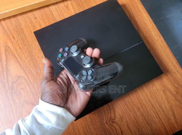 Ps4 Standard, 10 Offline Games