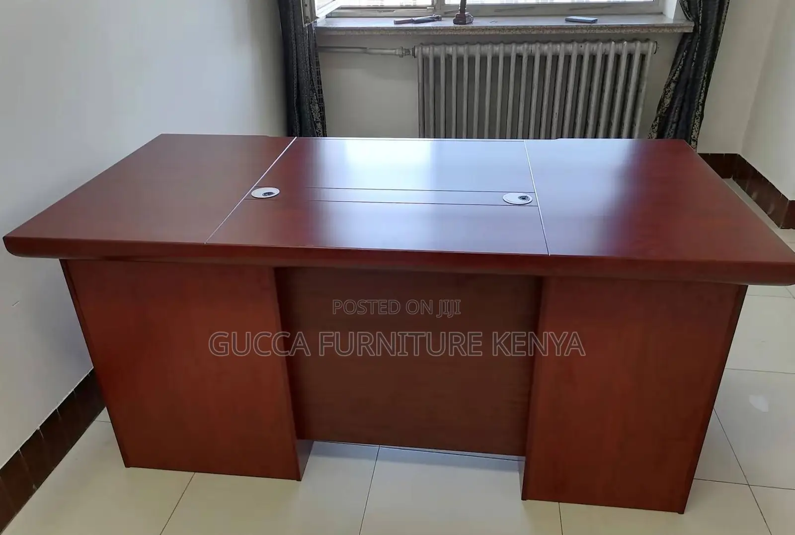 Office Tables:1.4 Meters Mahogany Executive Senate Table
