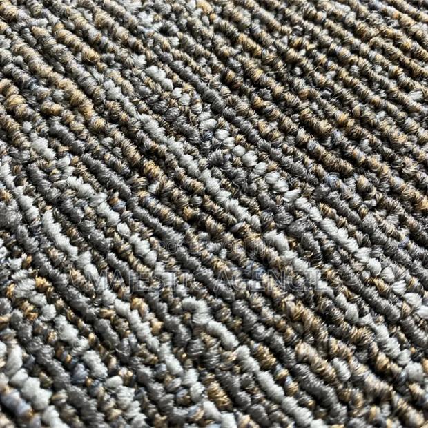High Quality Carpet Tiles - thumbnail 3