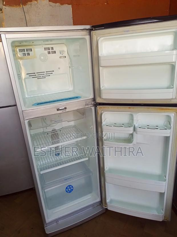Affordable Medium Size Fridge - thumbnail 3