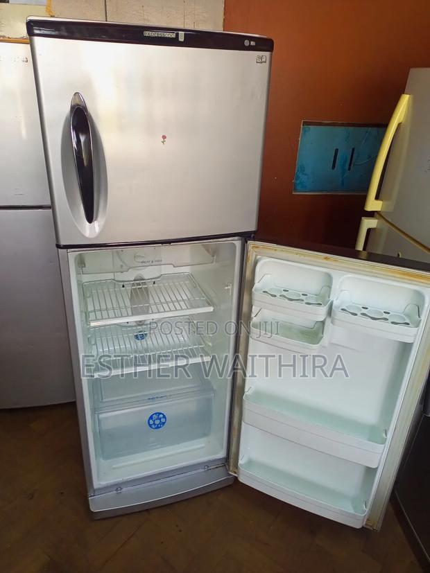 Affordable Medium Size Fridge - thumbnail 5