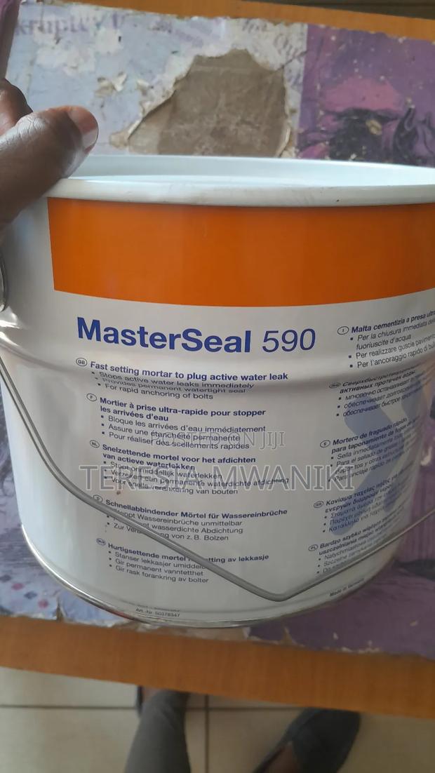5kgs,Waterplug/ Masterseal  590 - main view