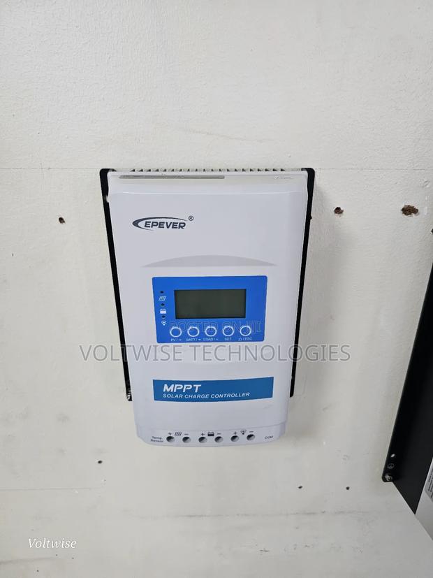 Epever MPPT Solar Charge Controller - main view
