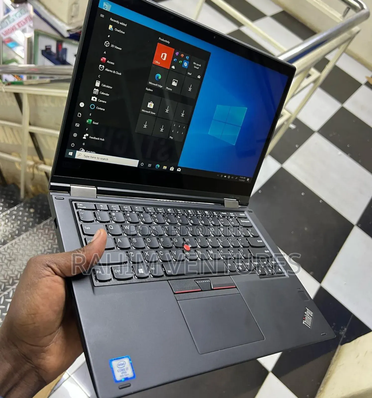 Laptop Lenovo ThinkPad X380 Yoga 16GB Intel Core i7 SSD 512GB
